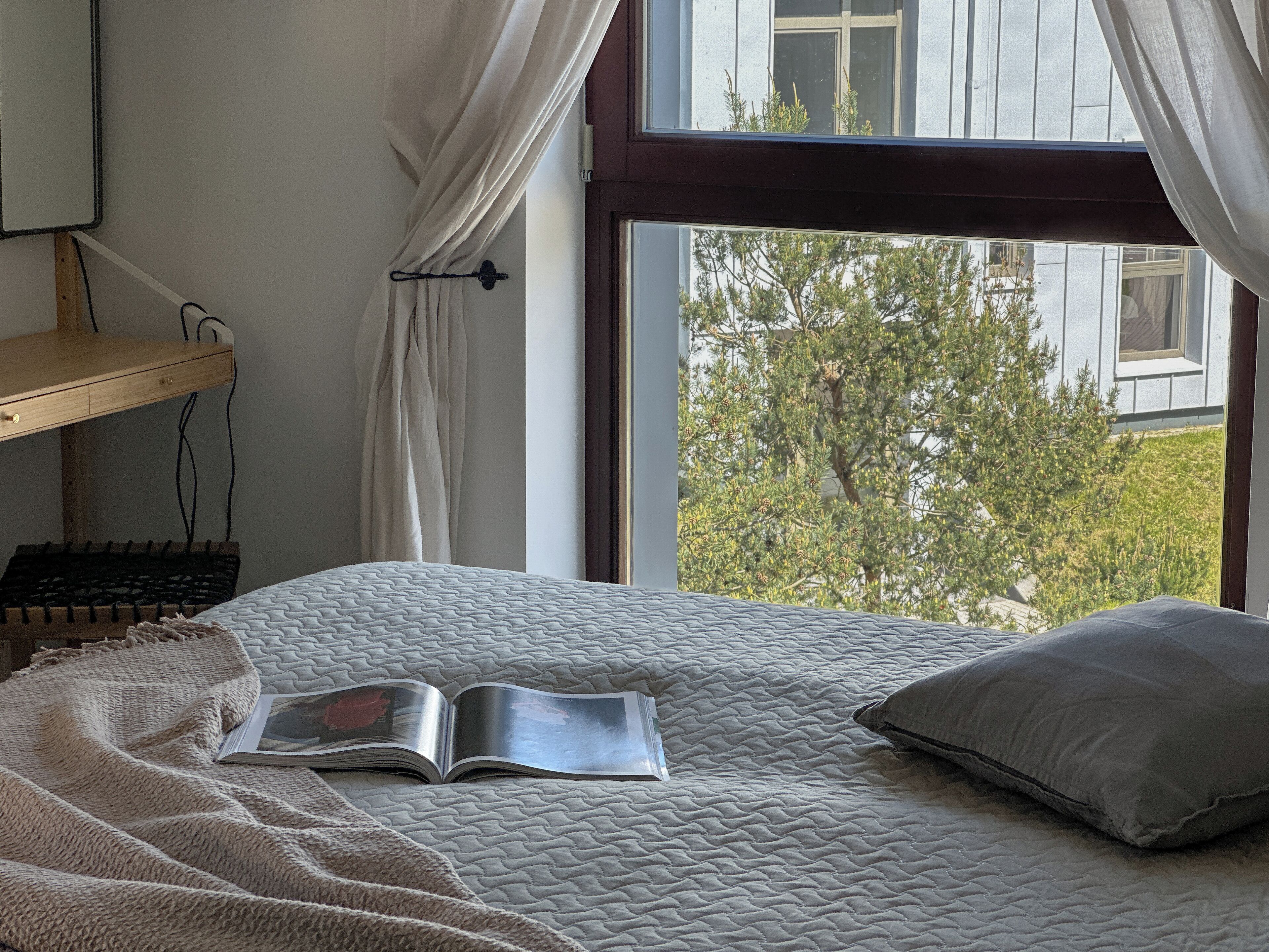 1 bedroom, iron/ironing board, travel crib, WiFi