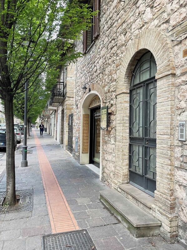 Exterior detail - Appartamento per due Proprio Dietro la Basilica di Santa Maria Degli Angeli (Santa Maria degli Angeli)