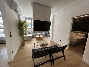 ซิตี้อพาร์ทเมนท์, 2 ห้องนอน, ปลอดบุหรี่ | บริเวณนั่งเล่น