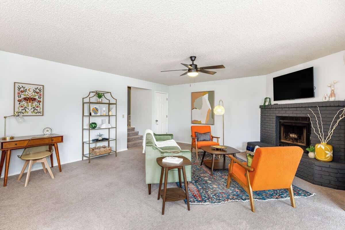 Stylish Mid-century Condo Retreat - Flagstaff, AZ