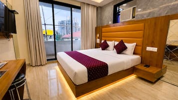 Deluxe Double Room | Free WiFi, bed sheets