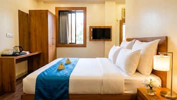 Deluxe Double Room | Free WiFi, bed sheets