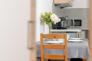 Interior - Grey and Beige Poznan Studio by Renters (Poznan)