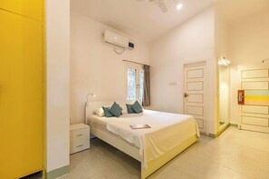 Iron/ironing board, free WiFi - Locul.Midtown (Bengaluru)