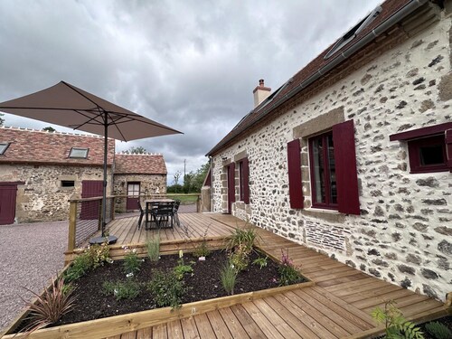 Gîte de l'Espinasse : Charme bucolique, animaux acceptés