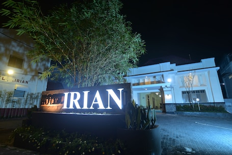 Exterior. Hotel Irian Surabaya