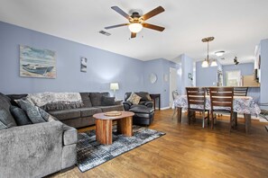 TV - Ocean Dunes Villas Coastal Escape Unit TH7 (Myrtle Beach)