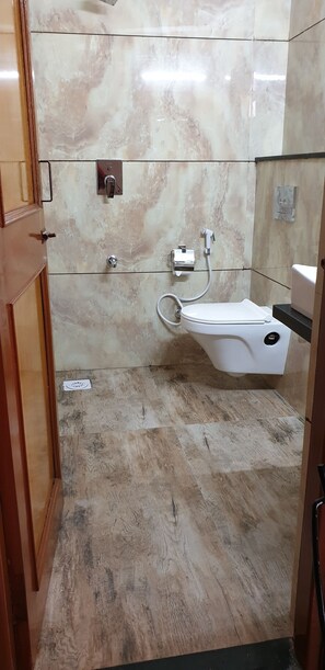 Bathroom - Hotel Park (Indore)