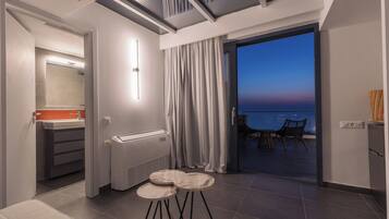 Luxury Villa, 3 Bedrooms, Sea View | 3 bedrooms, in-room safe, individually decorated, individually furnished