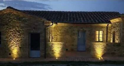 Cordella in Valdorcia Truffle & Olive Oil Resort - Podere Borgasso