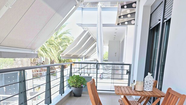 Outdoor dining - Amazing apartment with a very easy access towards Sea and Mountain locations. (Volos)