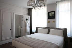 Penthouse Mewah | Area keluarga | TV layar datar