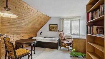 2 bedrooms, free WiFi