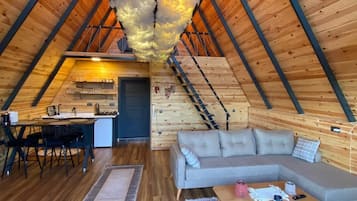 Agac Ev (Isitmali Havuzlu Ahsap Ev) | Premium bedding, down comforters, memory foam beds