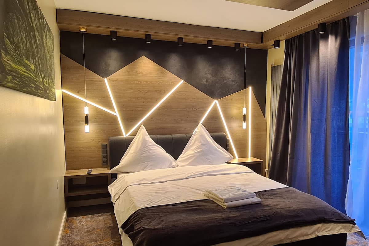 Deluxe Room | 1 bedroom, free WiFi