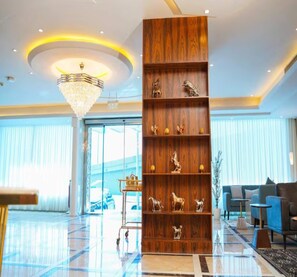 Reception - Palette Luxury Credi Hotel (Riyadh)