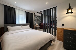 Luxury-Apartment, 1 Schlafzimmer, Veranda | Bettwäsche aus ägyptischer Baumwolle, hochwertige Bettwaren