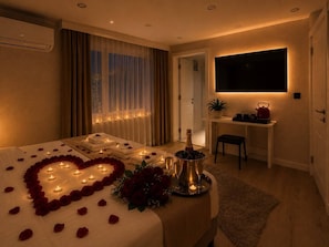 Standard Room | Egyptian cotton sheets, premium bedding, down comforters, minibar - Casa Florya Otel (Istanbul)