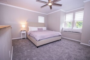 3 Schlafzimmer, Bügeleisen/Bügelbrett, WLAN, Bettwäsche