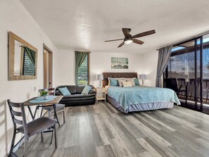 1 bedroom, desk, iron/ironing board, WiFi