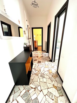 Interior - La Stella Marina - 150 metri dal Mare con Box ... (Spotorno)