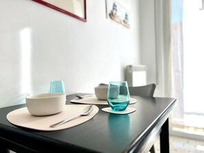 Dining - La Stella Marina - 150 metri dal Mare con Box ... (Spotorno)