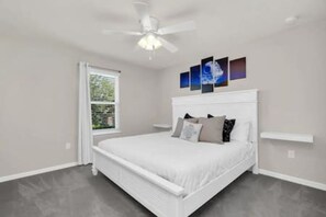 6 bedrooms, WiFi, bed sheets