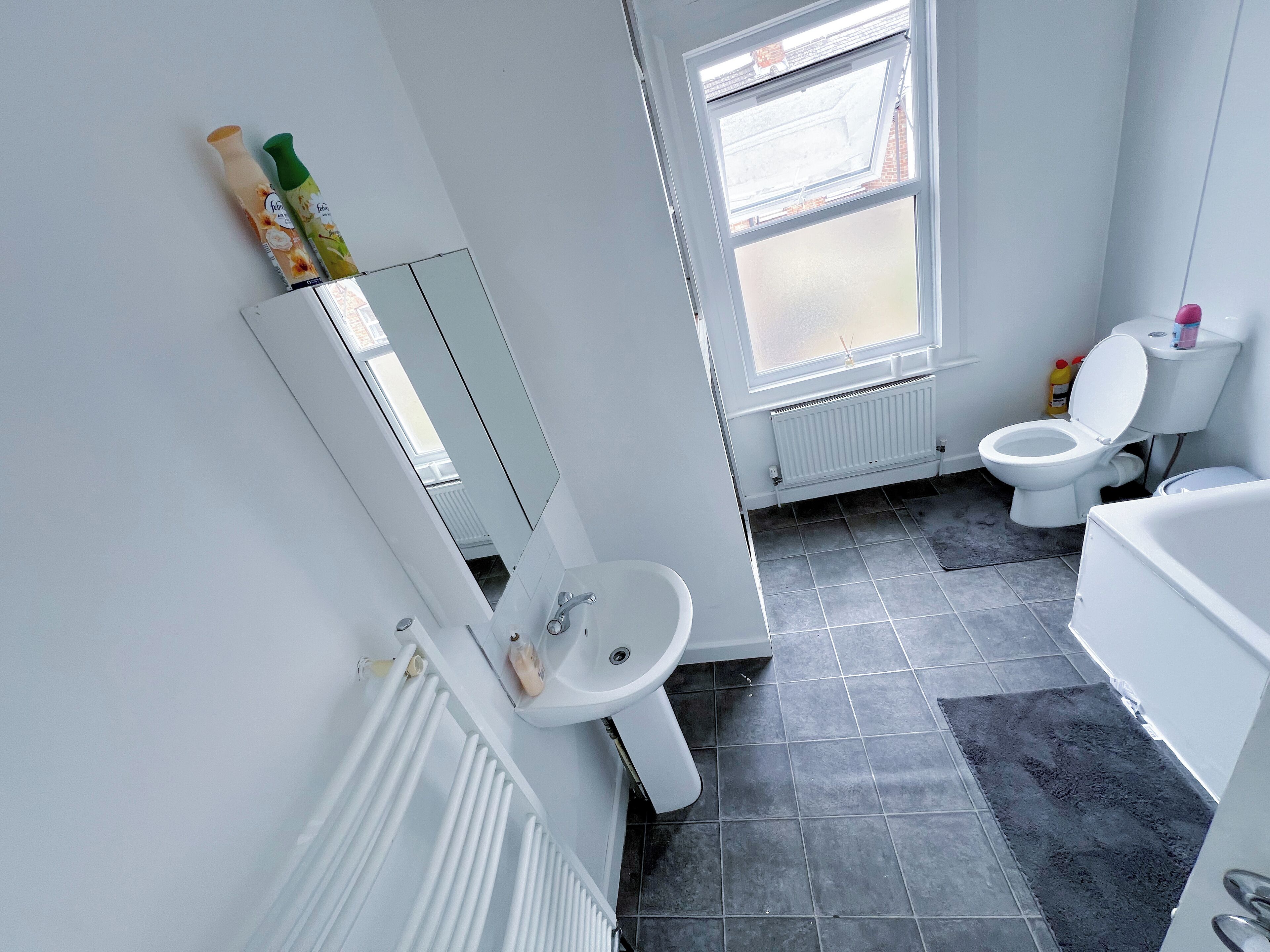 House | Bathroom | Separate tub and shower, deep soaking tub, towels