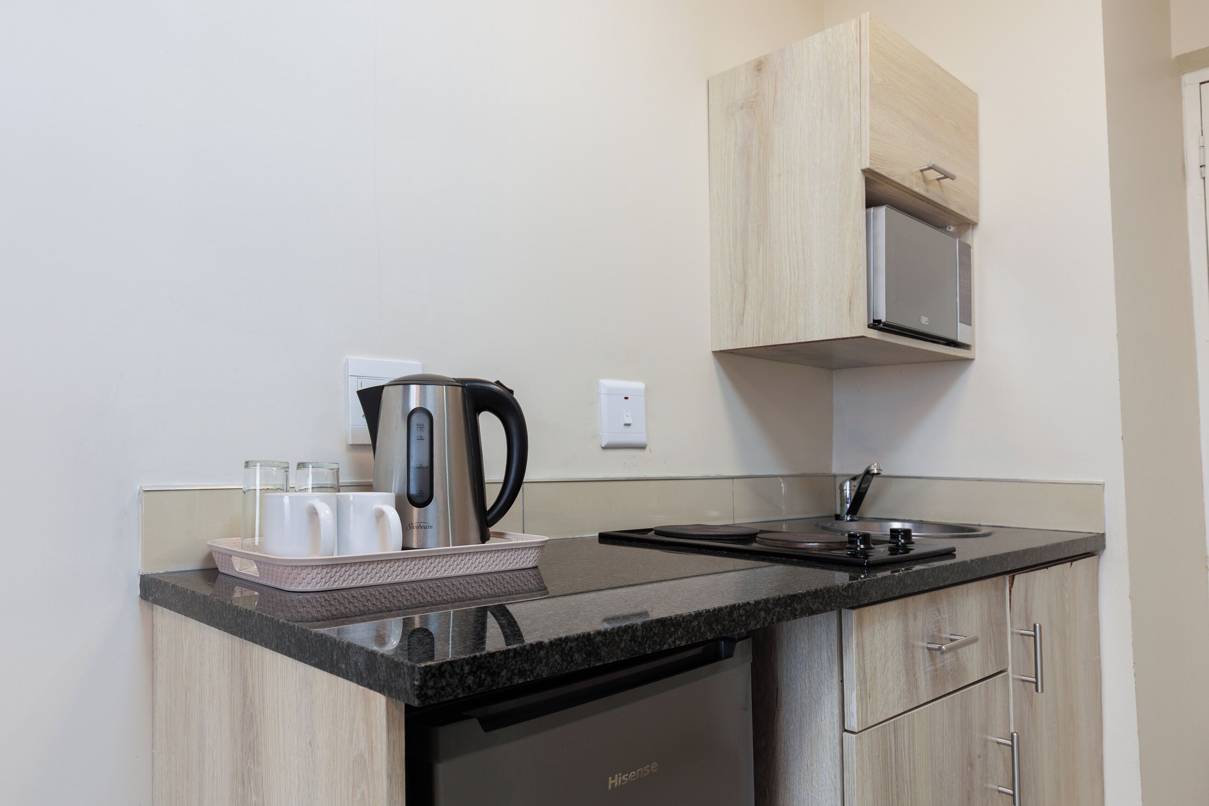 Standard Single Room | Laptop workspace, soundproofing, iron/ironing board, free WiFi