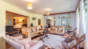 Vila (4 Bedrooms) | Parte interna