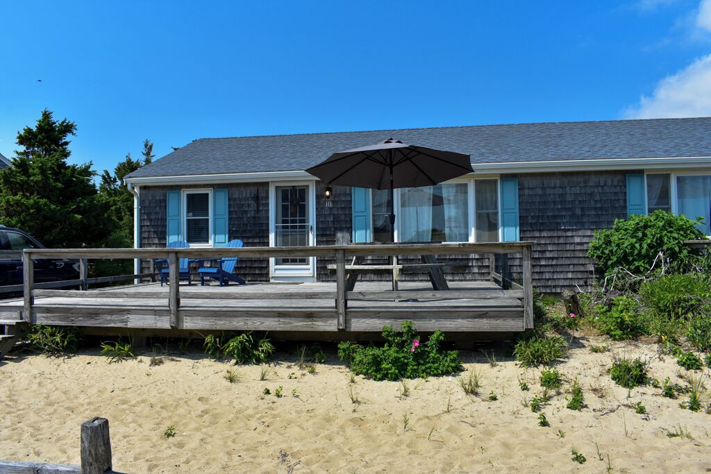 Late to market Beach House Duplex sleeping 12, steps to the beach!
