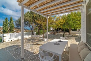 Sunshine Suite - with Hot Tub & Satellite Wi-Fi | Terrace/patio