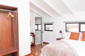 高級雙人房, 城市景觀 | 埃及棉床單、高級寢具、羽絨被、Select Comfort 床墊