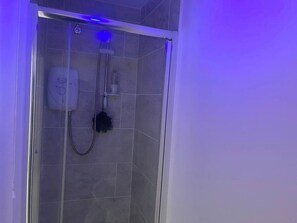 Apartment | Bathroom