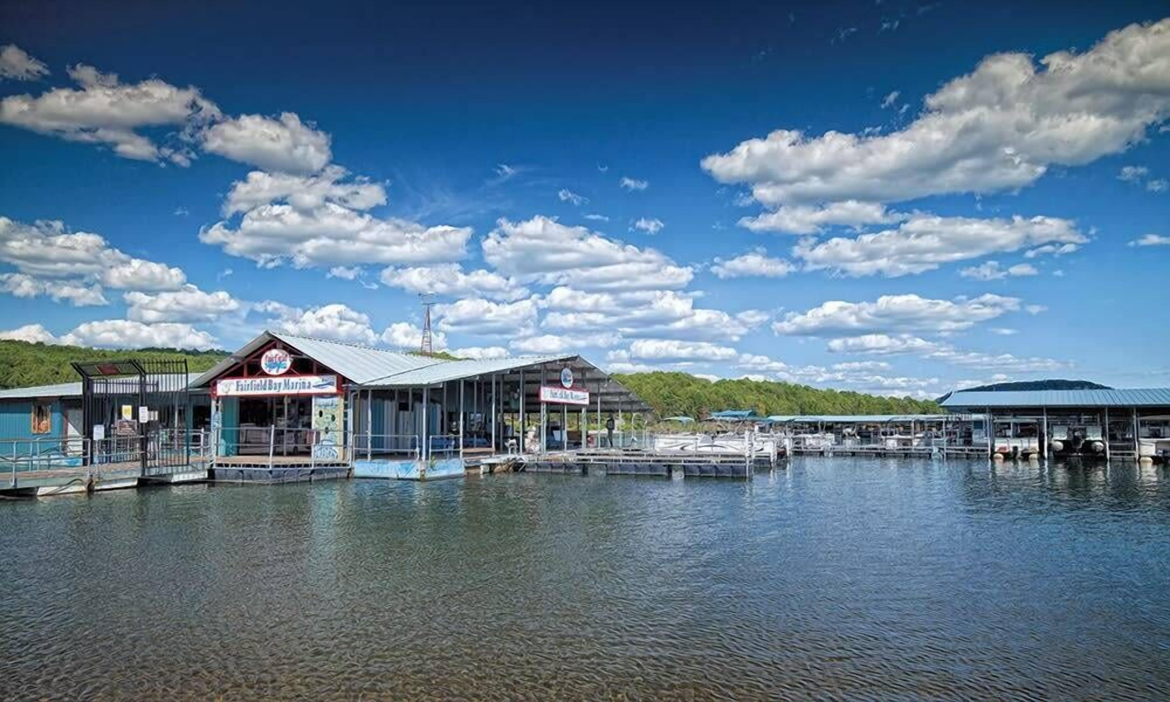 2br Loft Condo Family Fun Marina/Boating!