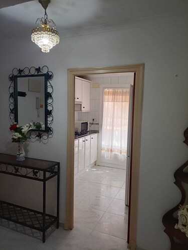 Fully-equipped family apartment 3km from the sea