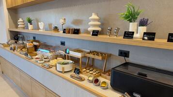 Petit déjeuner buffet