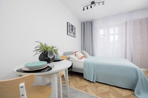 Living room - A Unique Studio for 4 by Renters (Warsaw)