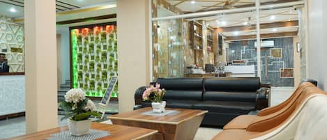 Khu tiếp khách ở sảnh