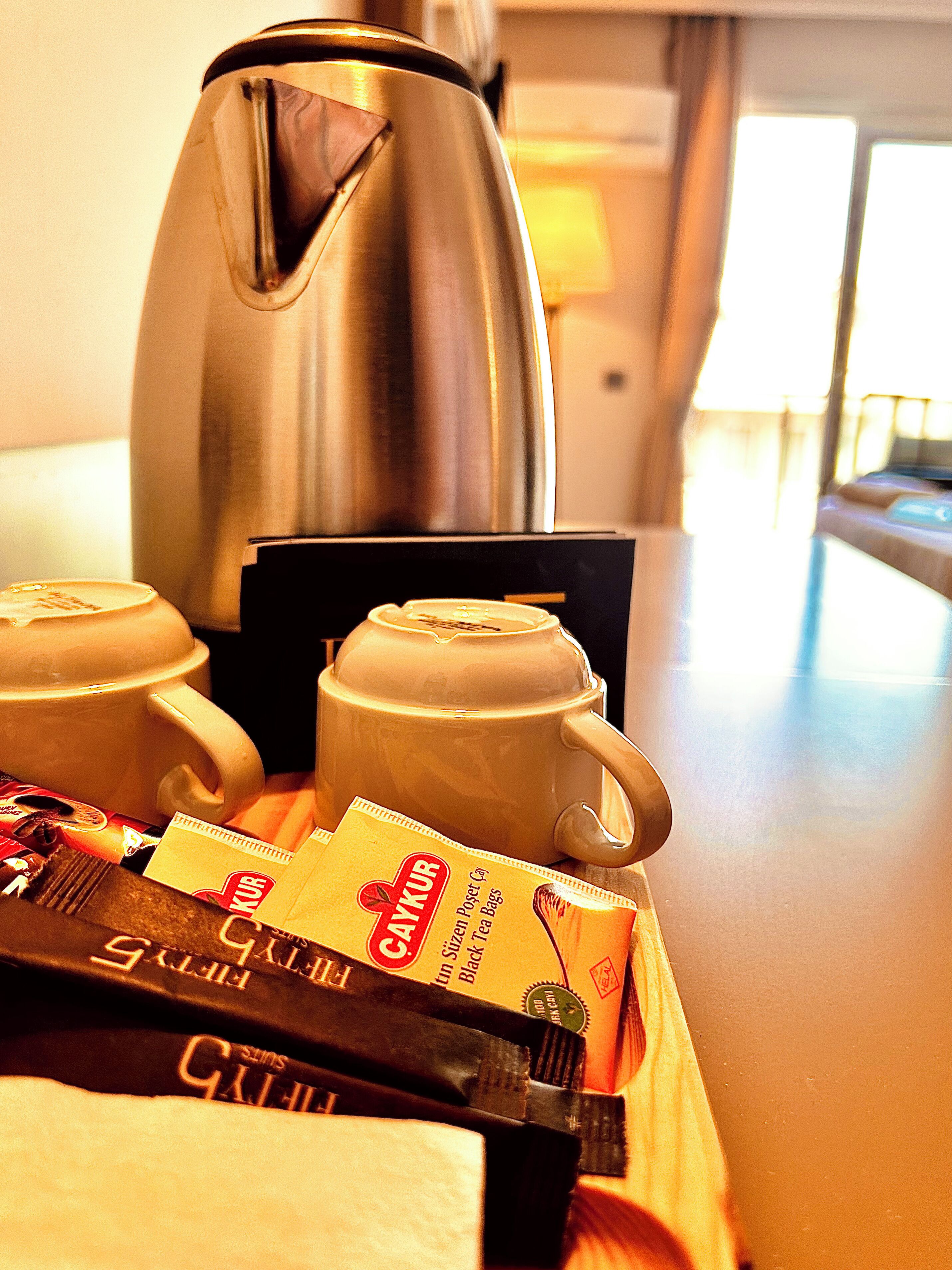 Standaard kamer, balkon | Select Comfort-bedden, een minibar, een kluis op de kamer, een bureau