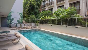 Seasonal outdoor pool