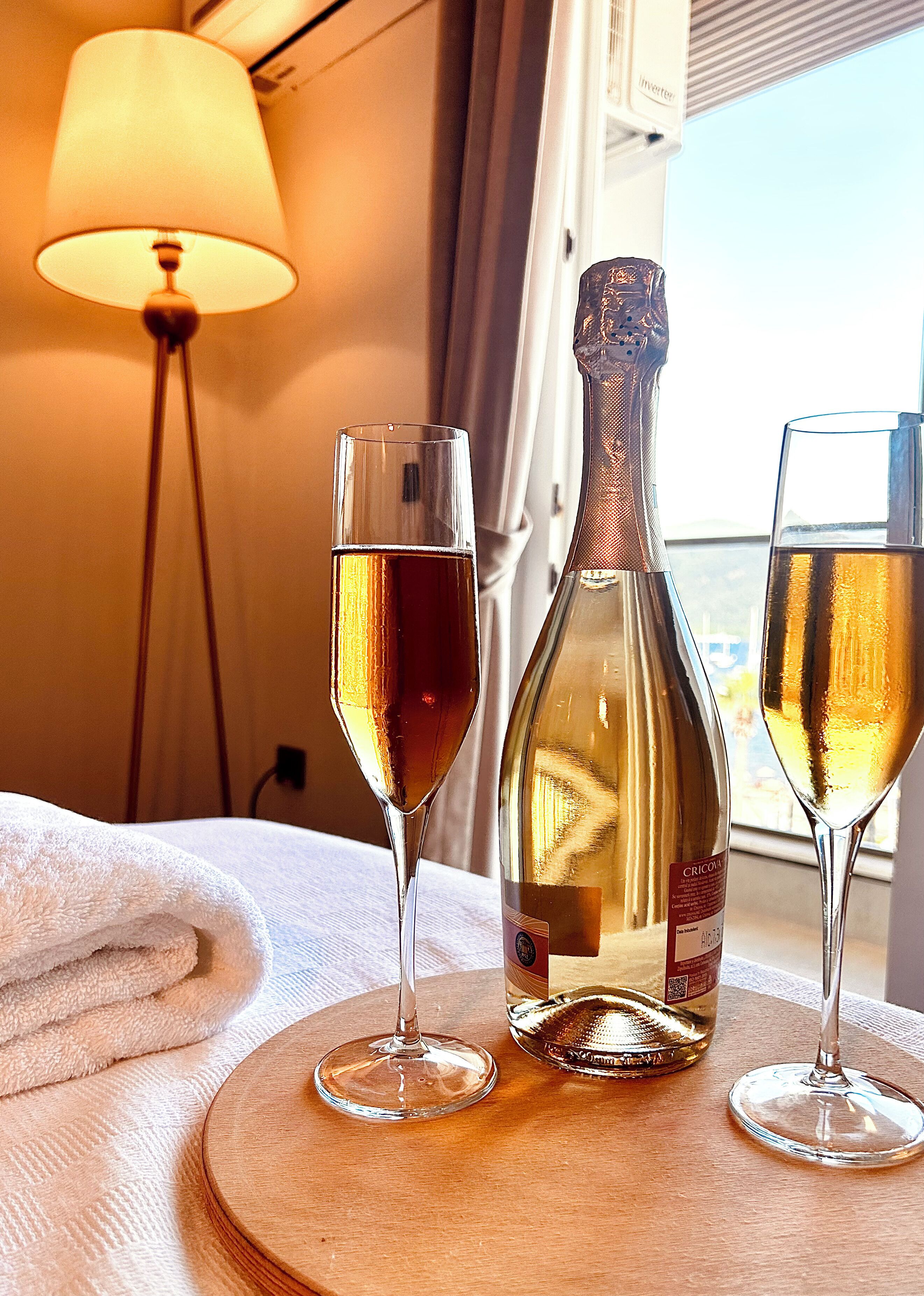 Select Comfort beds, minibar, in-room safe, desk