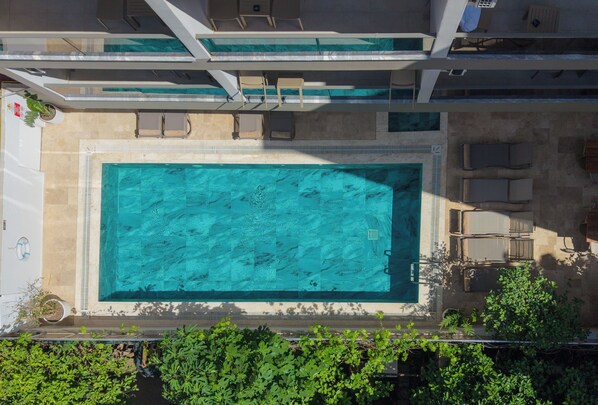 Seasonal outdoor pool