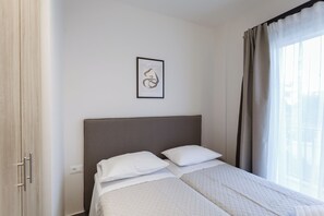 1 bedroom, iron/ironing board, free WiFi, bed sheets