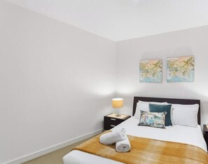 2 chambres, fer et planche à repasser, lit parapluie, Wi-Fi