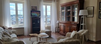 Unique location for this superb duplex apartment in the heart of Concarneau