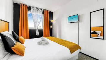 1 bedroom, iron/ironing board, travel crib, free WiFi