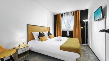 1 bedroom, iron/ironing board, travel crib, free WiFi