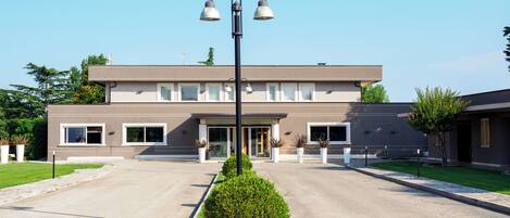 Voorkant van accommodatie