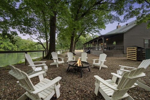 Listing Includes Both Riverfront Cabins!